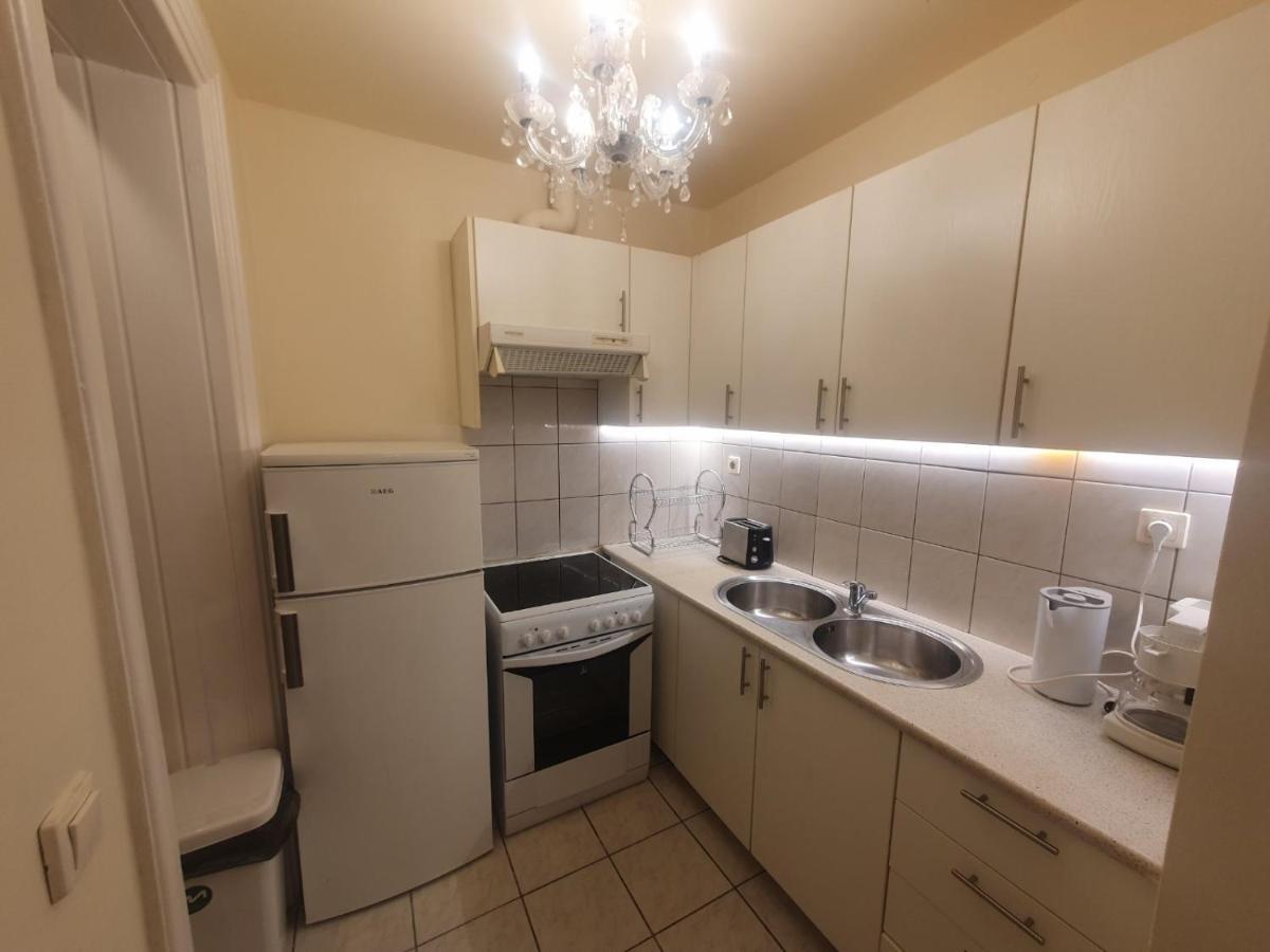 John'S Athenian Beauty 45M2 , Metro 7' Apartment Exterior photo